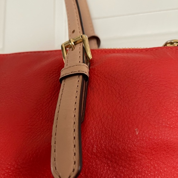 SPRING CLEARANCE! 🔥Michael Kors Vibrant Orange Leather Shoulder Bag 🔥 - Picture 7 of 9